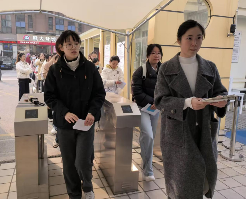 b346efa7a29f64a431fca87837dfcf20.png b346efa7a29f64a431fca87837dfcf20.png